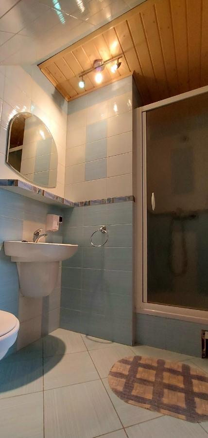 Dom Zajezdny Villa Bialowieza Luaran gambar